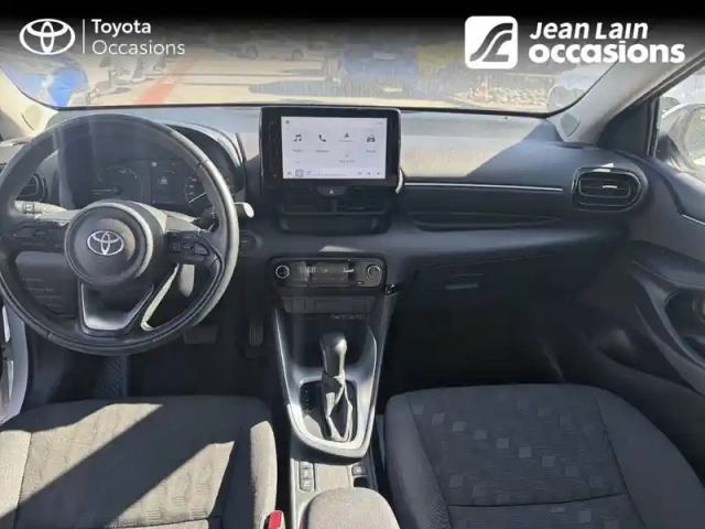 Toyota Yaris hybride 116h — photo 18