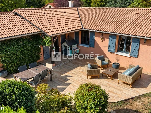 Villa 5 pièces 106 m²