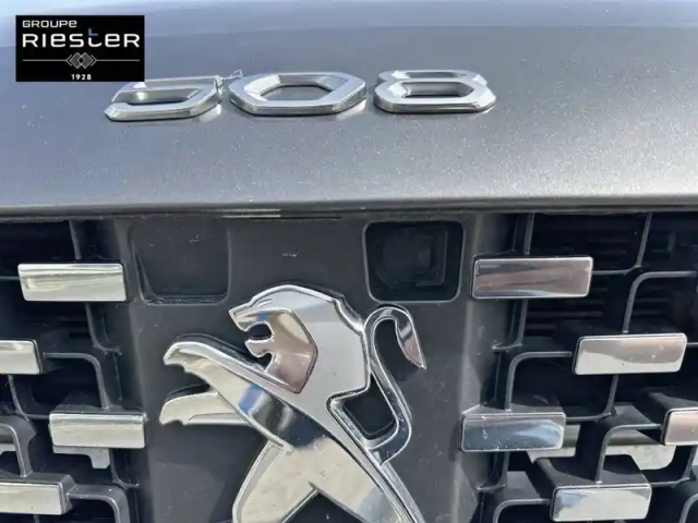 Peugeot 508 sw hybrid 225 e-eat8 — photo 18