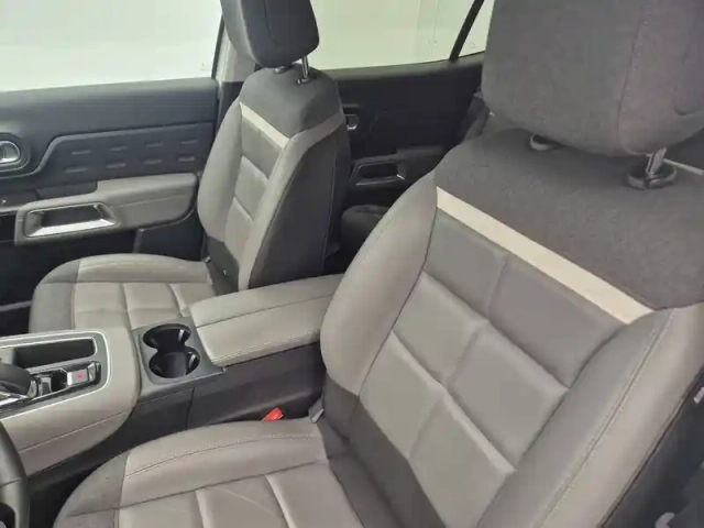 Citroën C5 Aircross hybride rechargeable 225 s&amp;s e-eat8 — photo 9