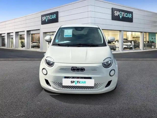 Fiat 500 e 95ch icône berline 23.8 kwh — photo 2