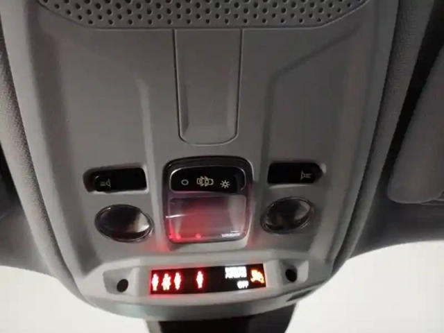 Peugeot 2008 puretech 100 s&amp;s bvm6 — photo 73