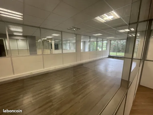 Bureaux 1200 m² Boulogne-Billancourt