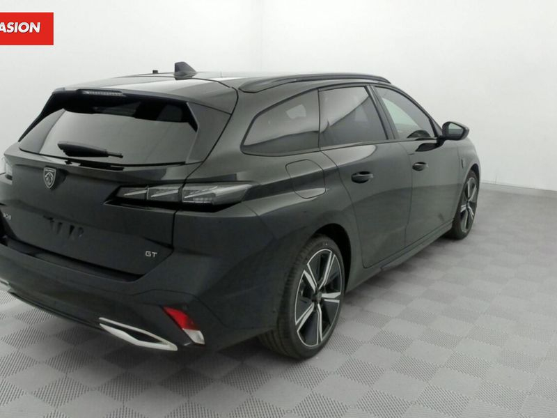 Peugeot 308 III 1.5 BlueHDi 130ch GT EAT8 — photo 29