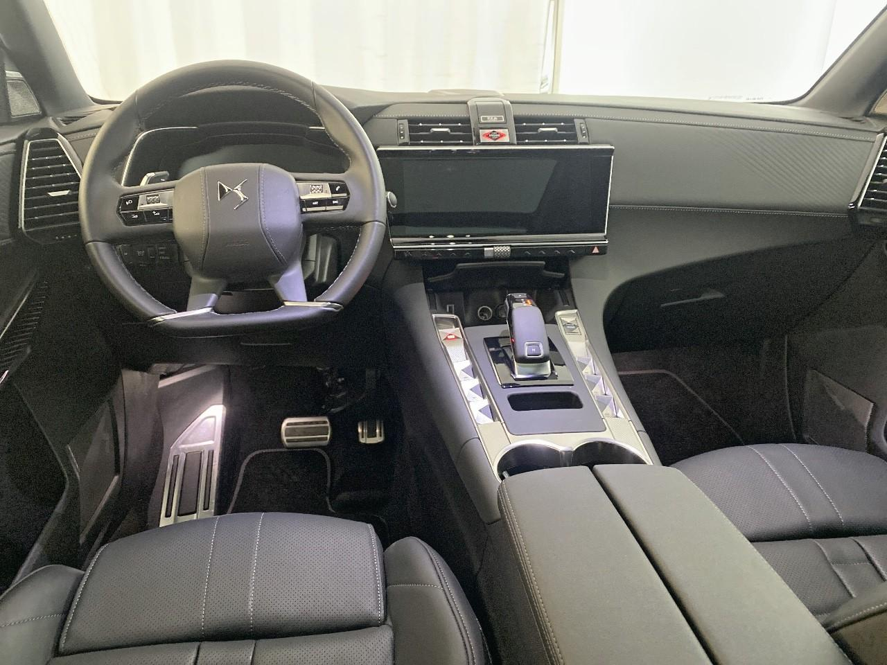 Ds Ds 7 crossback bluehdi 130 eat8 etoile — photo 8