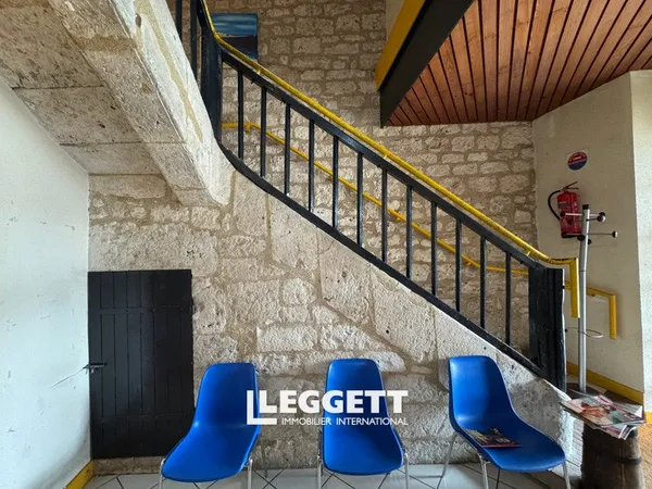 Maison 11 pièce(s), CASTELNAU MONTRATIER-SAINTE ALAUZIE