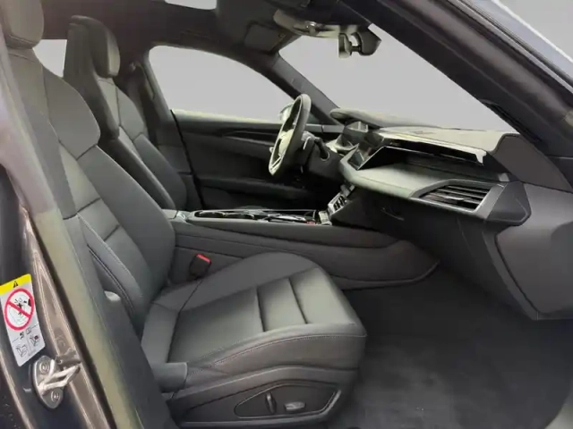 Audi E-Tron gt 476 ch quattro — photo 10