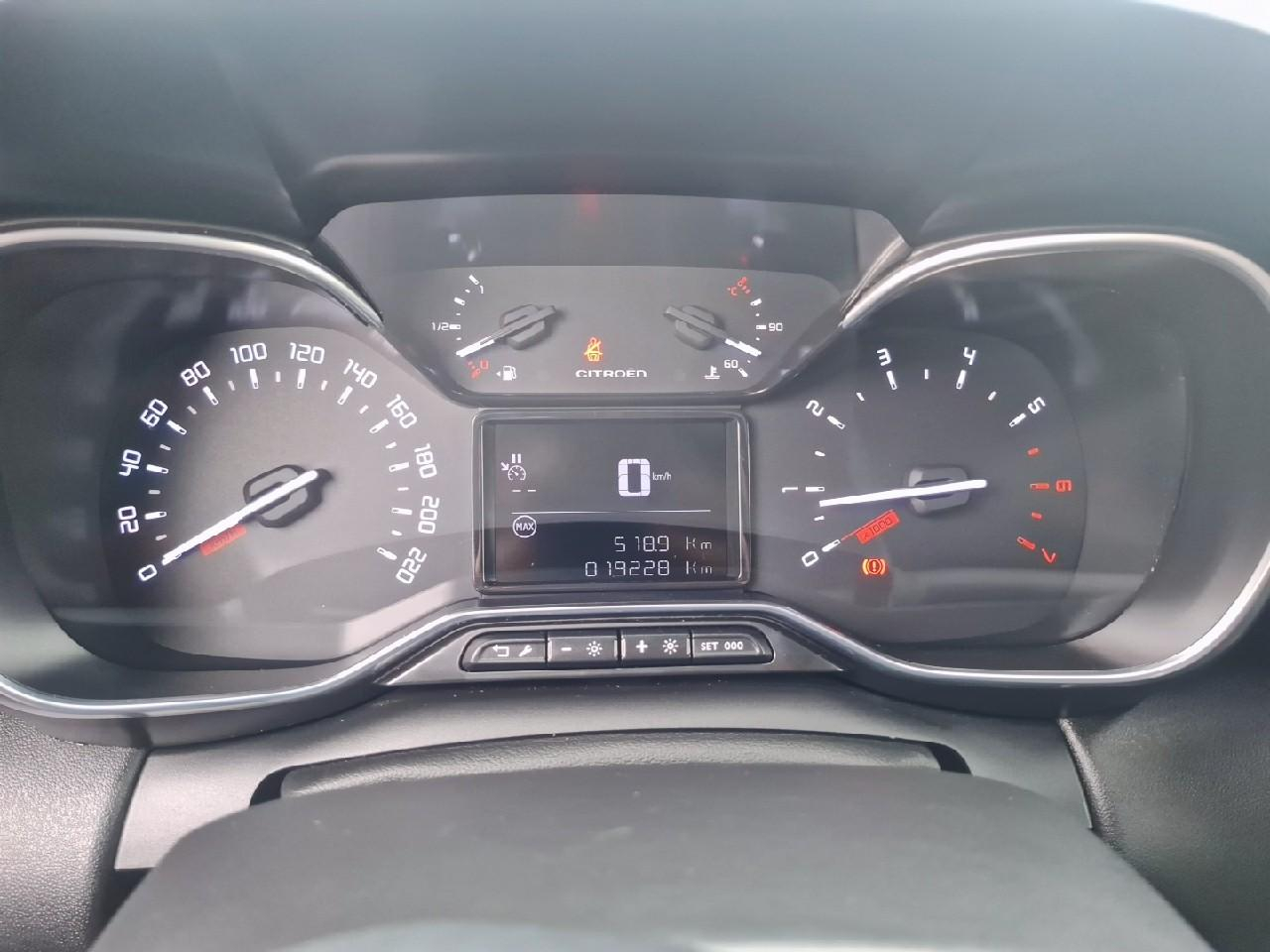 Citroën C3 Aircross puretech 110ch s&s shine — photo 13