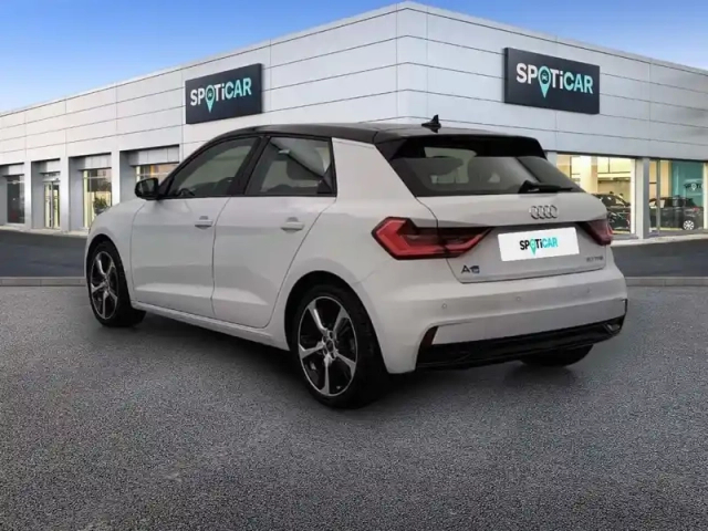 Audi A1 sportback 30 tfsi 110 ch s tronic 7 — photo 3