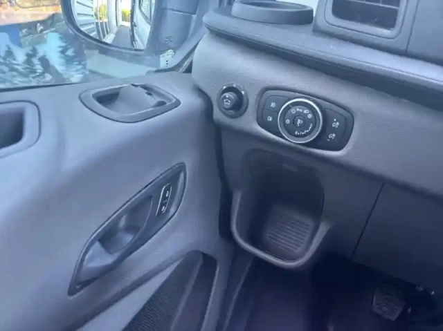 Ford Transit châssis ccb t350 l2 2.0 ecoblue 165ch trend — photo 6