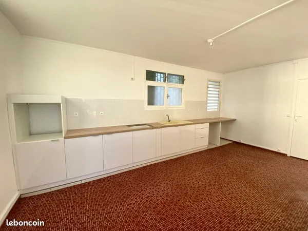 Appartement F4 - bien situé