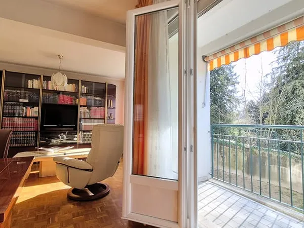 DIJON COLOMBIÈRE - T5 93 M² - 3 CHAMBRES - BALCON SUD