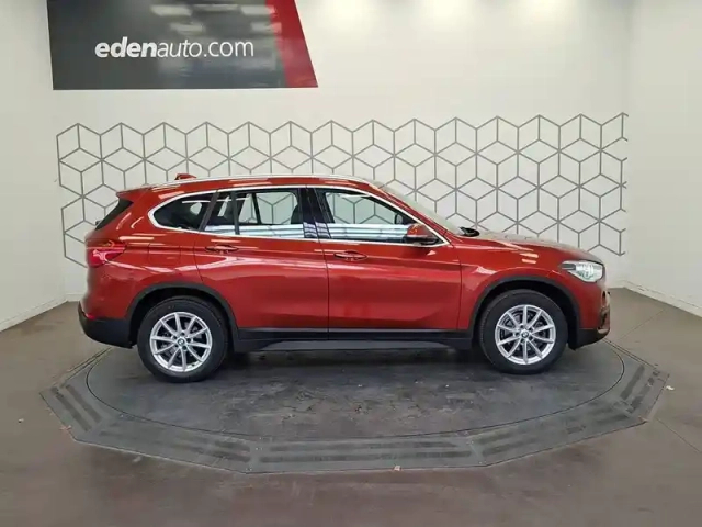 Bmw X1 sdrive 16d 116 ch — photo 6