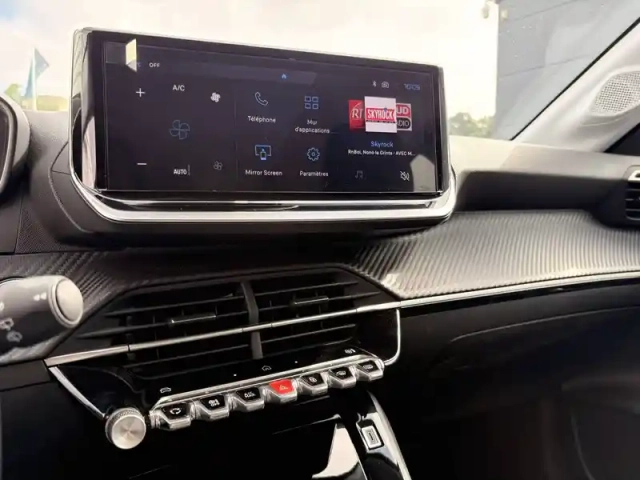 Peugeot 208 100 s&amp;s bvm6 — photo 29