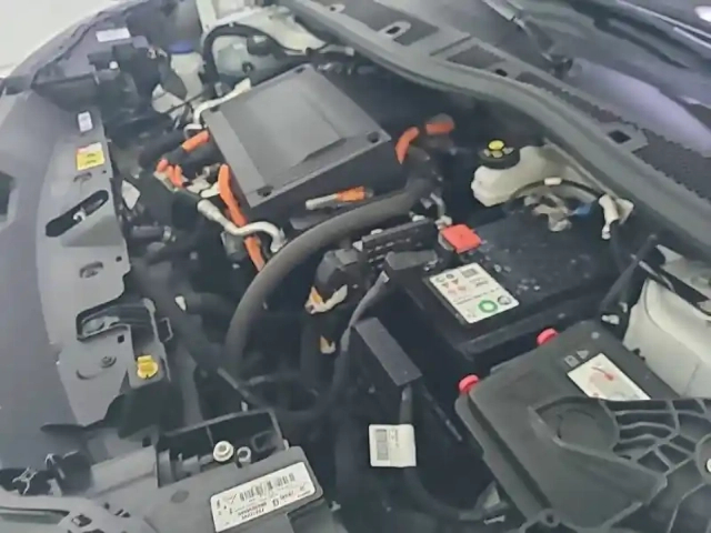 Peugeot 2008 electrique 136 ch — photo 49