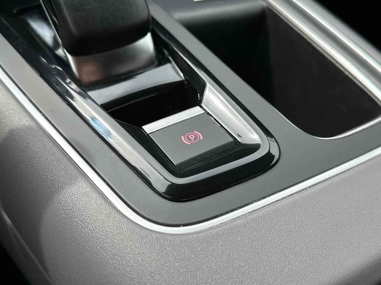 Citroën C5 Aircross hybride rechargeable 225 s&s e-eat8 feel — photo 31