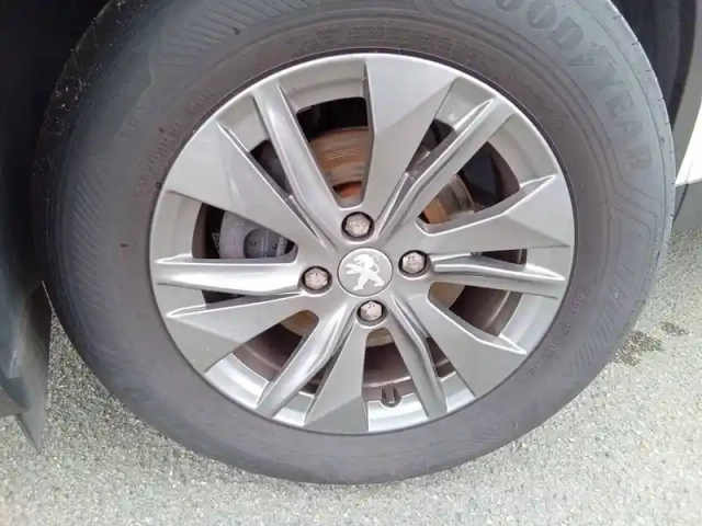 Peugeot 2008 bluehdi 110 s&amp;s bvm6 — photo 33