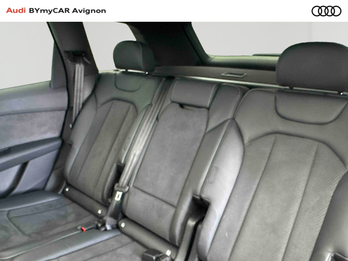 Audi Q7 55 TFSI e 380 Tiptronic 8 Quattro — photo 30