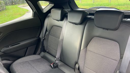 Renault Captur 1.6 E-Tech 145 Hybrid BVA6 - Intens – 2022 – 15862 km – Hybride essence – Boîte Automatique — photo 17