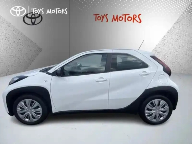 Toyota Aygo 1.0 vvt-i 72 dynamic — photo 2