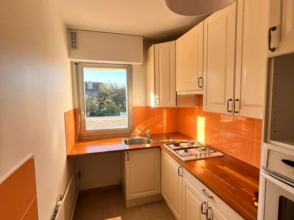 Appartement 2 pièces 47,68 m² - Centre-ville de Chelles - Box et cave