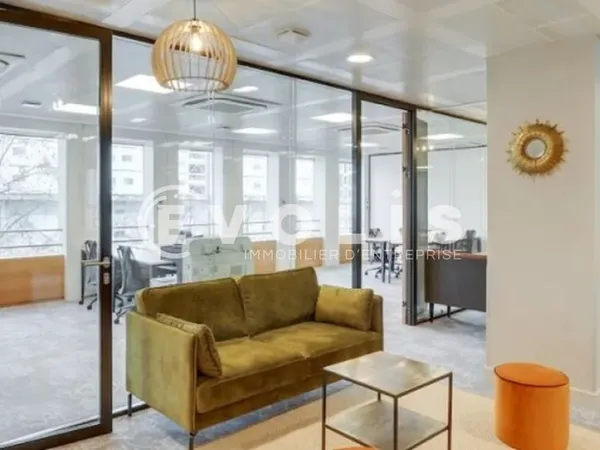 Bureau 90 m²