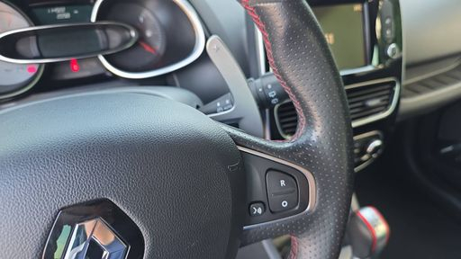Renault Clio RS 1.6 TCe Turbo 220 EDC6 - Rs 18 – 2018 – 118500 km – Essence – Boîte Automatique — photo 26