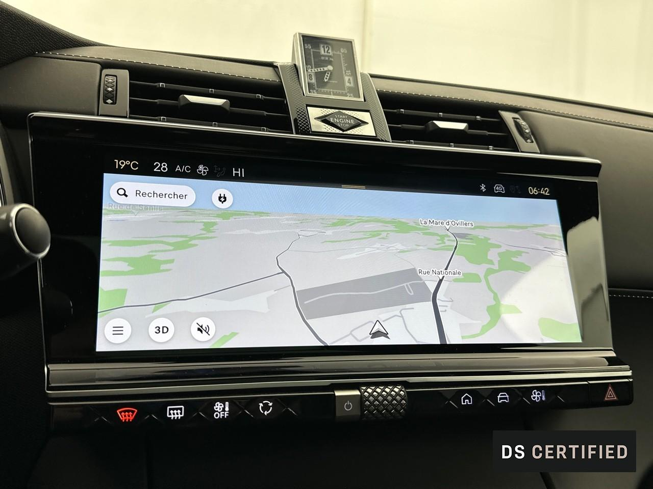 Ds Ds 7 crossback hybride rechargeable e-tense 360 eat8 4x4 performa — photo 11