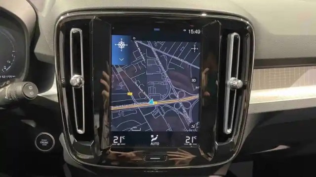 Volvo Xc40 t5 recharge 180+82 ch dct7 — photo 20