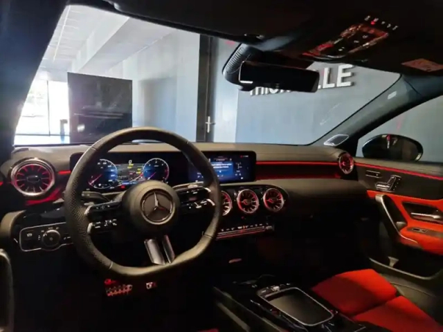 Mercedes Classe A 200 d amg line — photo 20