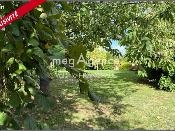 Propriété 10 pièces 211 m²