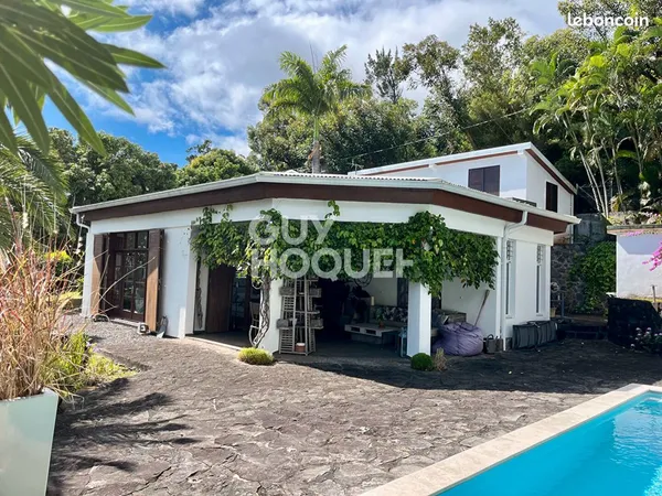 Villa 4 pièces 160 m²