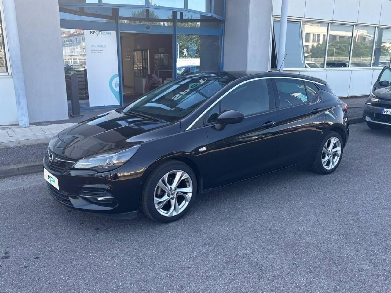 Opel Astra 1.2 turbo 110 ch bvm6 — photo 1