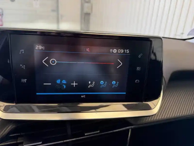 Peugeot 208 puretech 100 s&amp;s bvm6 — photo 25