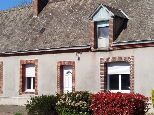 Maison à rénover à Luigny