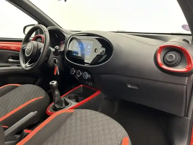 Toyota Aygo 1.0 vvt-i 72 design — photo 20