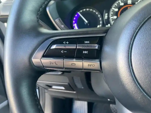 Mazda Mx-30 e-skyactiv ev 145ch prime-line 2022 — photo 16