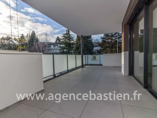 Appartement 4 pièces 91 m²