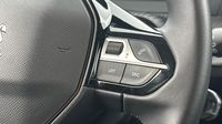 Peugeot 208 Style PureTech 100 S S BVM6 — photo 16