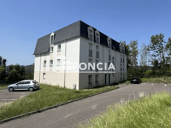 Appartement loue 400 + 44 / mois