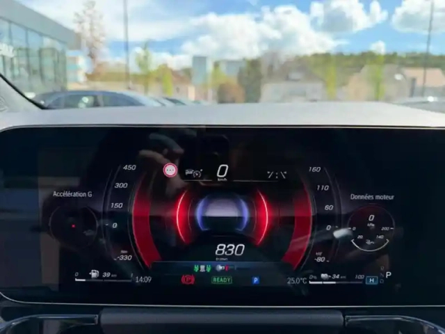 Mercedes Gla 250 e hybrid eq amg line — photo 39
