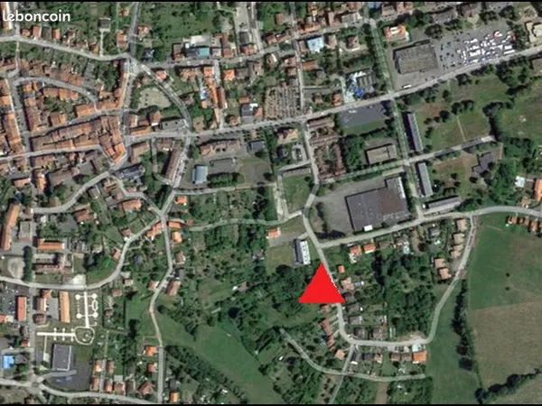 Terrain constructible de 7193 m²