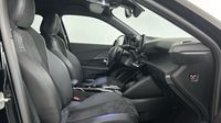 Peugeot 2008 1.2 PureTech 130ch S&S GT EAT8 — photo 15