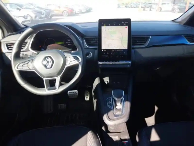 Renault Captur e-tech full hybrid 145 ch — photo 10