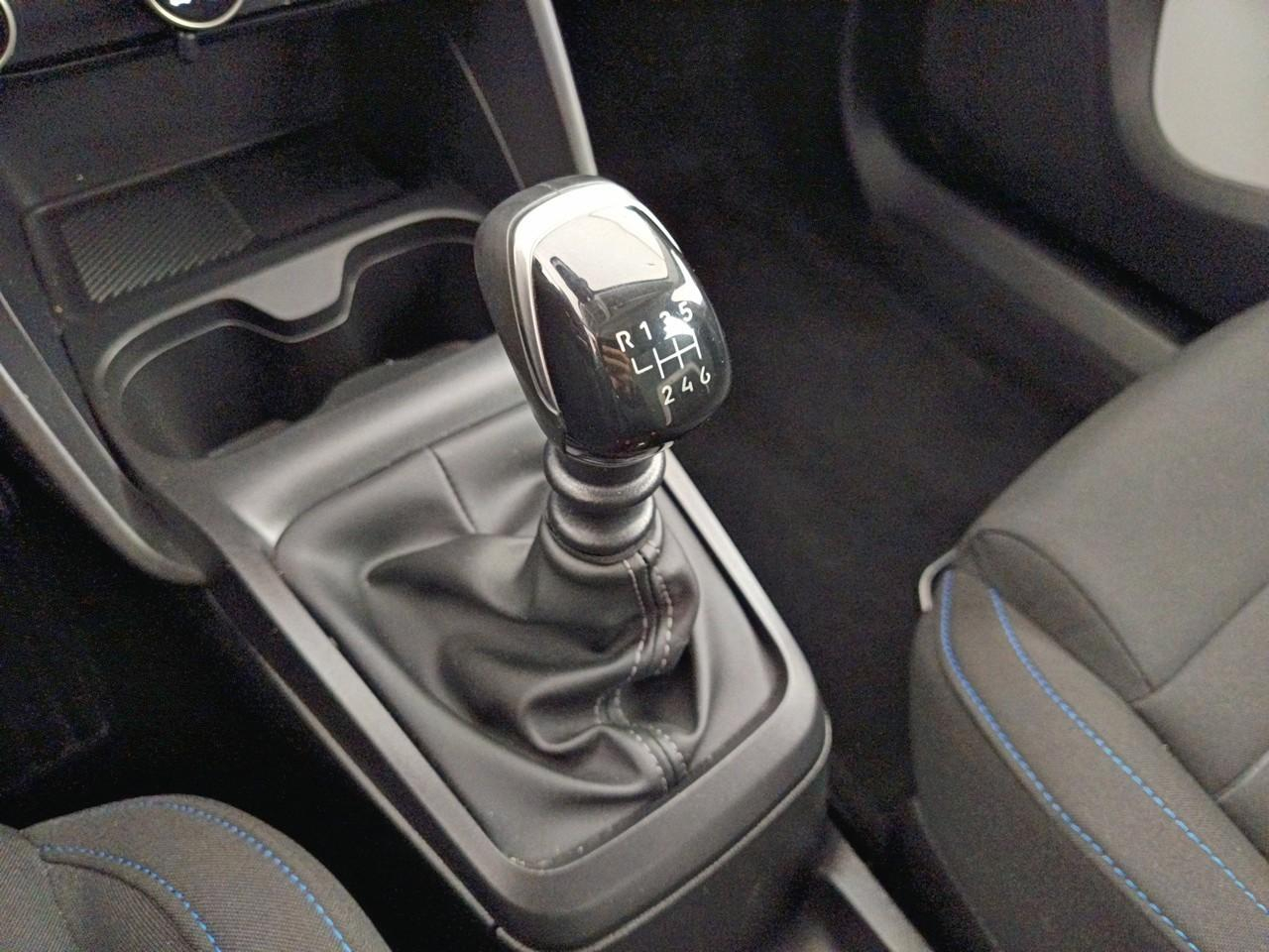 Citroën C3 turbo 100 ch manuelle plus — photo 28