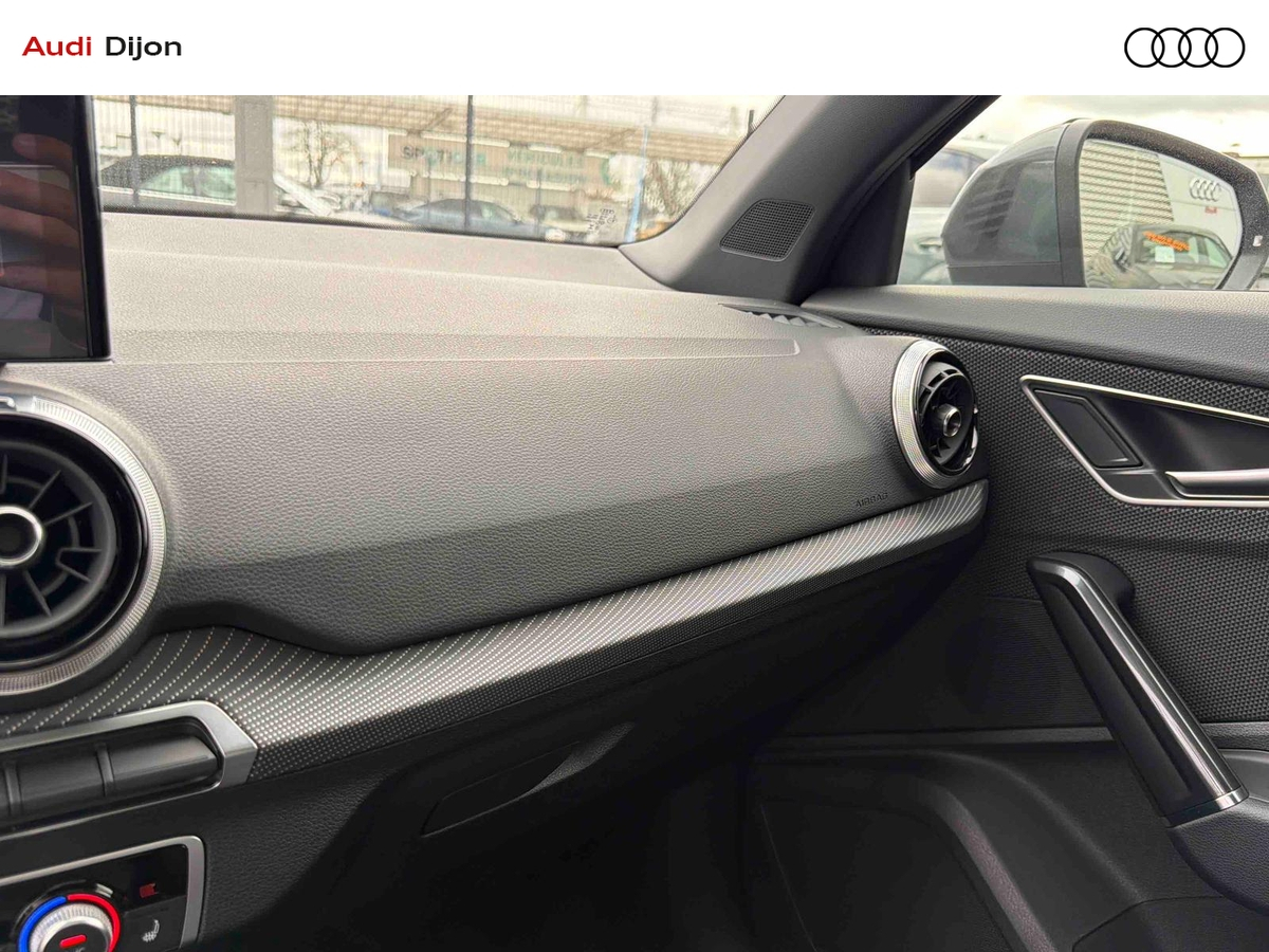 Audi Q2 35 TFSI 150 S tronic 7 — photo 16