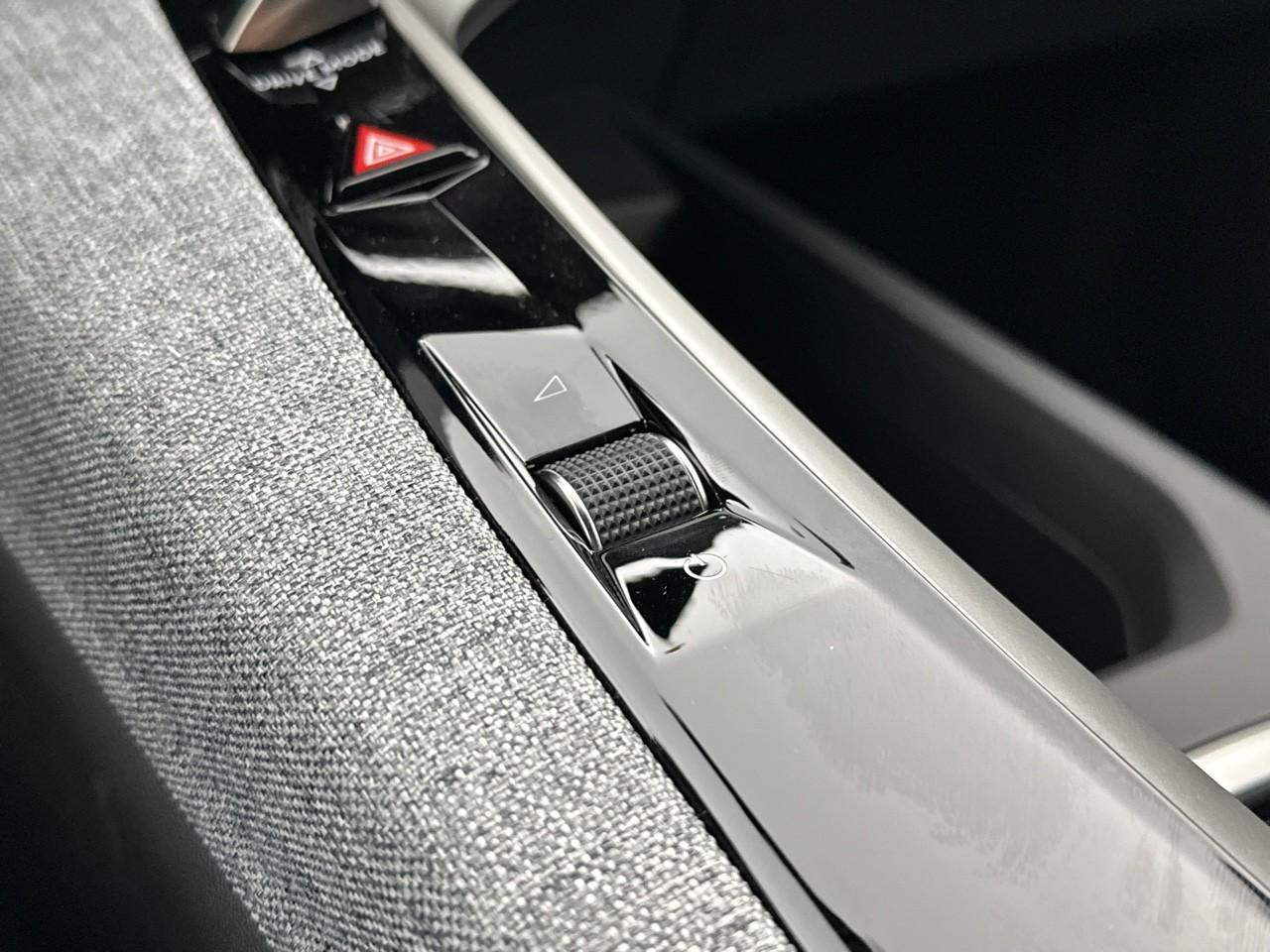 Peugeot 3008 hybrid 145 e-dcs6 allure — photo 30
