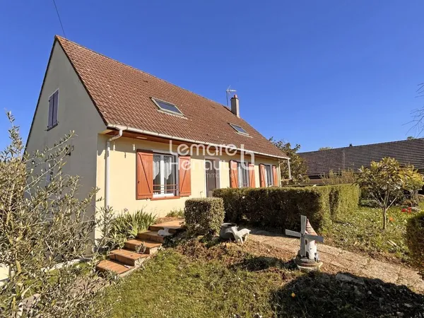 Grand pavillon 4 chambres sur 1300 m² de terrain