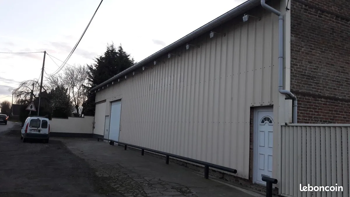 Photo 1