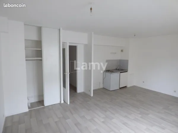 Studio 1 pièce 31 m²